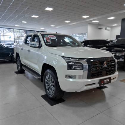 MITSUBISHI TRITON 2.4 BITURBO DIESEL CD HPE-S 4X4 AUTOMÁTICO